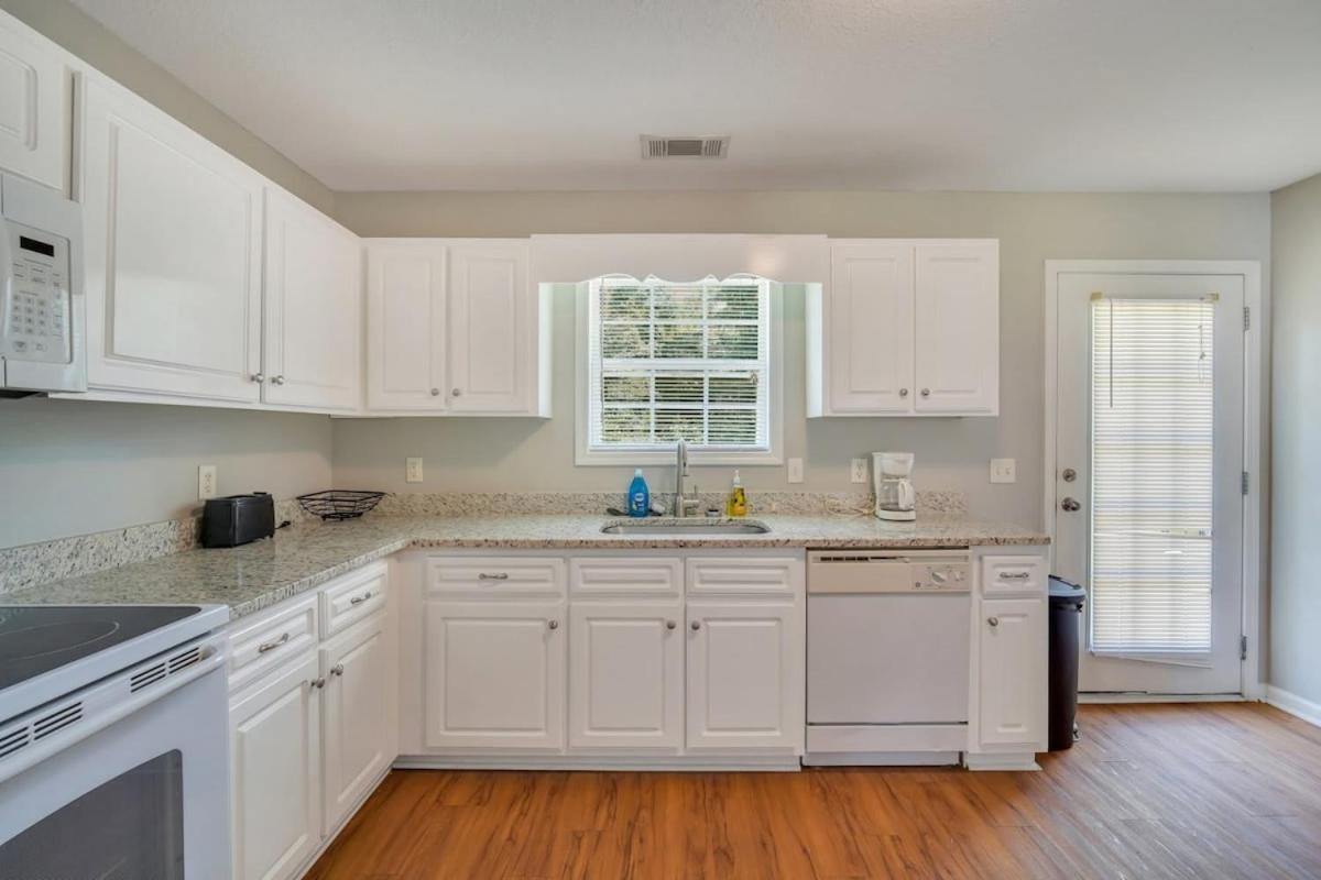 Charming Gray Home- 5 Mins From Gsu! Statesboro Luaran gambar
